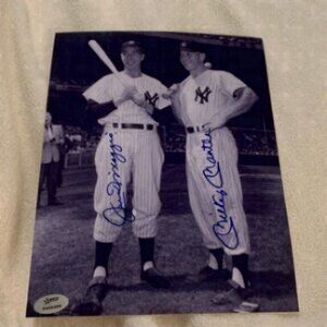 Joe Dimaggio and Mickey Mantle signed ph